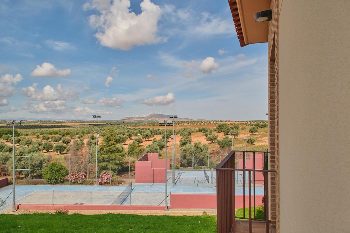 Hotel Spa Villa Nazules Chueca Dış mekan fotoğraf